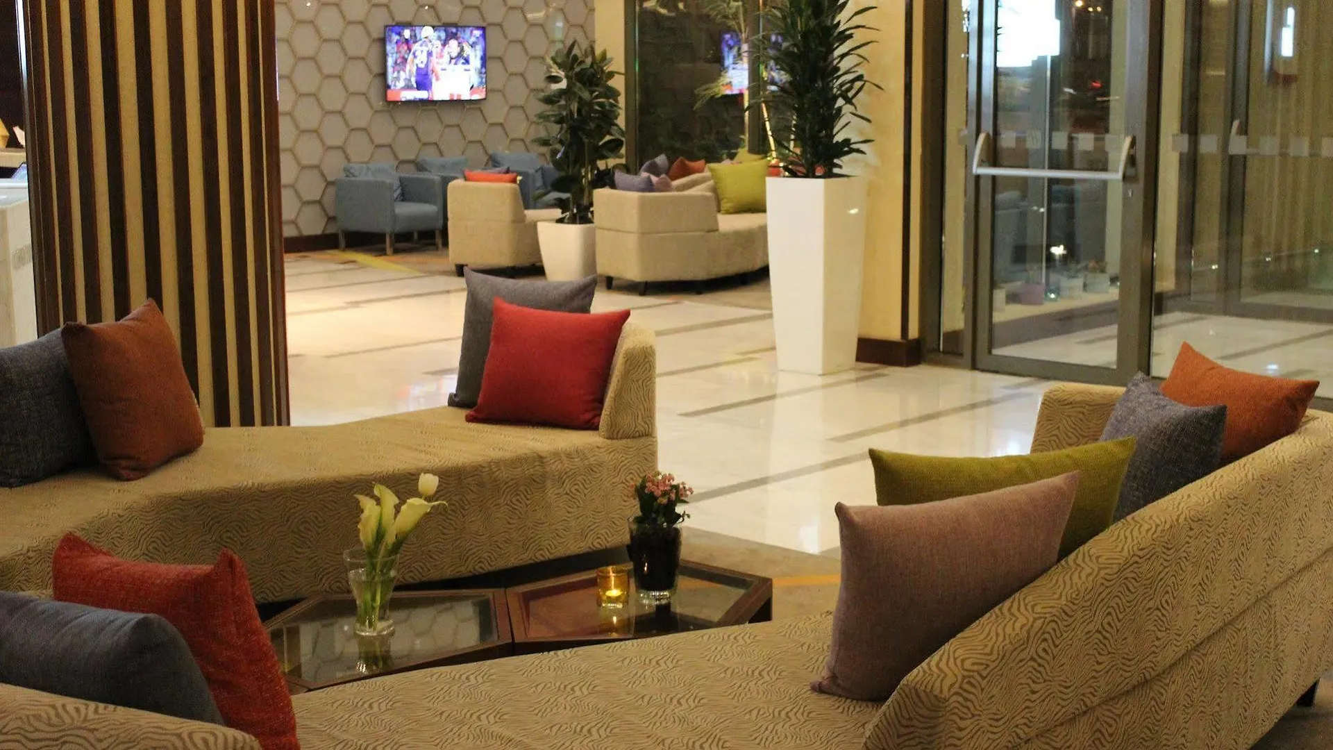 Holiday Inn Jeddah Gateway, An Ihg Hotel 4*,